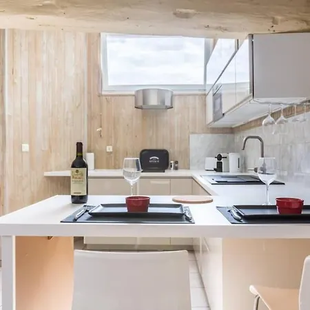 Spacieux Centre Apartment